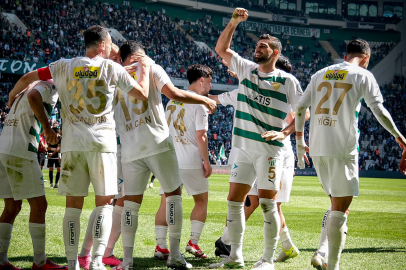 Bursaspor’da bir ayrılık daha!