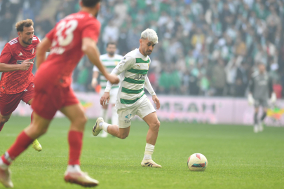 Bursaspor’dan ayrılan Yiğitali Bayrak’ın yeni adresi belli oldu!