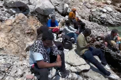 Muğla Marmaris’te 11 düzensiz göçmen yakalandı