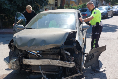 Samsun'da iki otomobil çarpıştı: 1 yaralı