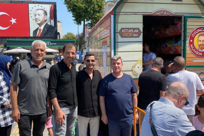 Bursa'da oyuncakçı Amca, çocukların yüzünü güldürdü