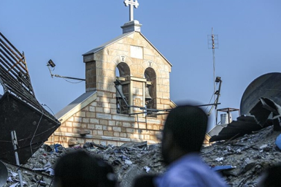 İsrail, Gazze Şeridi’ndeki Kutsal Aile Katolik Kilisesi’ni vurdu