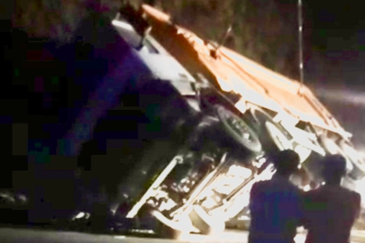 Malatya Pütürge’de yol çalışması yapan araç devrildi