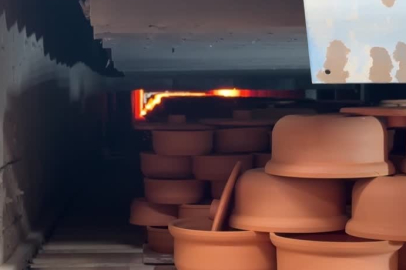 Bursa'da kadınların şekillendirdiği çömlekler 94 ülkeye ihraç ediliyor