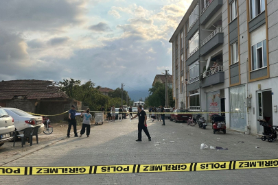 Düzce'de sağlık merkezi önünde silahlı saldırıya uğrayan şahıs hayatını kaybetti