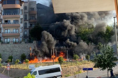 Kocaeli’de çocuk parkı alev topuna döndü