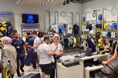 Bursa'da "Dünya Fenerbahçeliler Günü" kutlandı