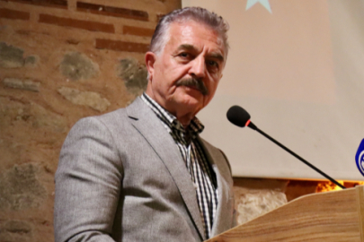 Büyükataman, Bursa'da partisinin üye katılım toplantısında konuştu