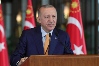 Cumhurbaşkanı Erdoğan: Genç kardeşlerime başarılı bir üniversite hayatı diliyorum
