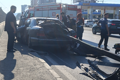 Bursa'da korkutan kaza! Metro duvarına çarptı: Yaralılar var...