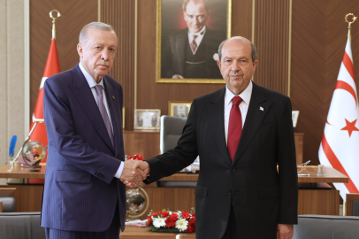 Cumhurbaşkanı Erdoğan, KKTC Cumhurbaşkanı Tatar ile bir araya geldi