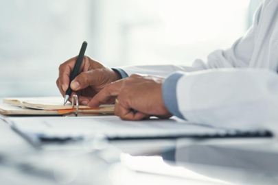 Aile hekimleri ve eczaneler için yeni düzenleme! İki katı para cezası geliyor...