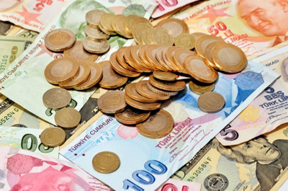 Bütün çalışanları ilgilendiriyor: Yıllık izne çıkmadan bu detayı bilmek önemli! Fazladan izin...