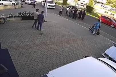 Nevşehir'de otomobilin yaşlı adama çarptığı anlar kamerada