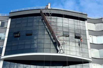 Samsun'da tokat'ta çıkan yangında 1 ev ve 2 ahır küle döndü