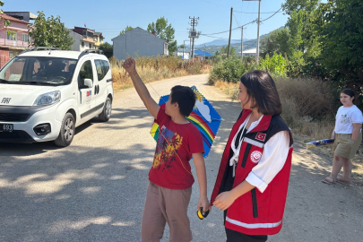 Bursa'da çocuğuna uçurtma yaparken parmakları kopan babaya en anlamlı hediye