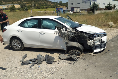 Edirne'de otomobil radar uygulaması yapan polis aracına çarptı: 1'i polis 2 yaralı