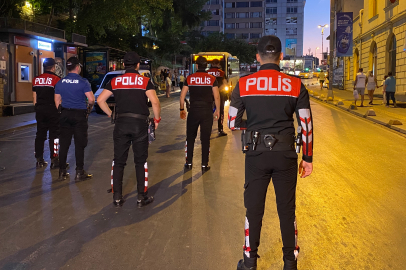 İstanbul Kadıköy'de helikopter destekli huzur uygulaması