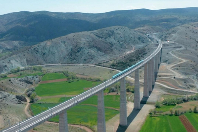 Türkiye'nin bölgesel demir yolu projesine 2,4 milyar euroluk yeşil finansman