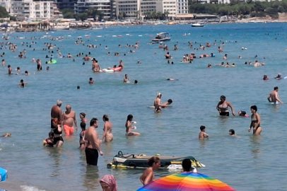 Aydın Didim’de sıcaklıklar arttı, Altınkum doldu taştı