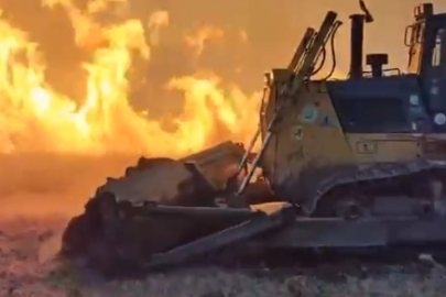 Balıkesir’deki arazi yangınına müdahale sürüyor