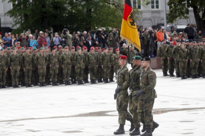 Almanya’da yeni askerlik planı: Önce gönüllü sonra zorunlu askerlik