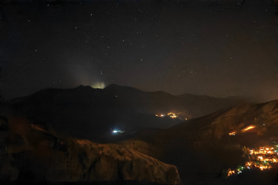 Erzurum-Artvin sınırında gizemli ışık