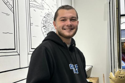 İzmir'de kavgayı ayırmaya çalışırken öldüresiye dövülen genç 1 haftadır yaşam mücadelesi veriyor