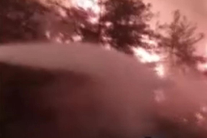 Sakarya'da görüntüler dehşet saçtı: Cehennem gibi! 'Abi çıkmamız, lazım ortada kaldık'