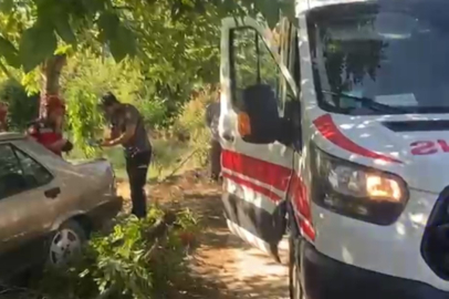 Sakarya'da kontrolden çıkan Tofaş ağaca çarptı: Karı-koca yaralandı
