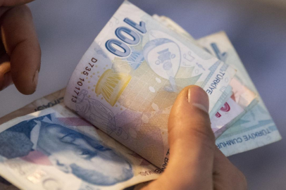 Emekli sandığından aylık alanların zam farkı bugün ödenecek