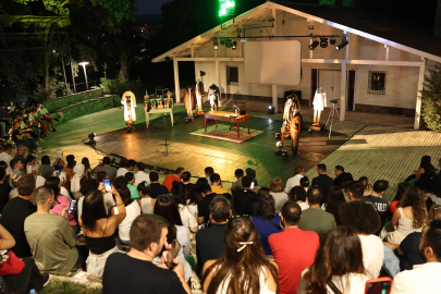 Bursa Nilüfer Kent Tiyatrosu’nda yaz sezonu başlıyor