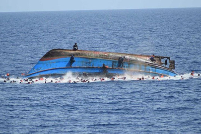 Nijerya'da yolcu teknesi battı: 25 ölü