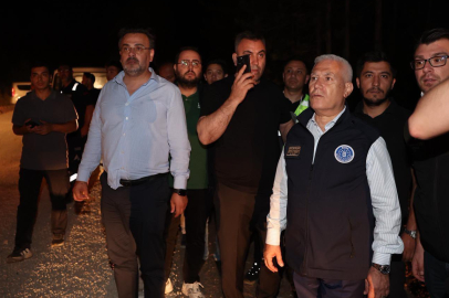 Bozbey'den son dakika yangın açıklaması! Daha fazla uçak ve helikoptere ihtiyaç var