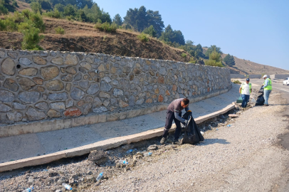 Bursa Büyükşehir’den yangın bölgelerinde çevre temizliği