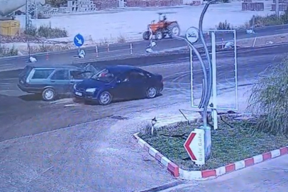Isparta'da otomobiller çarpıştı: 1'i ağır 8 yaralı