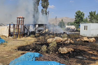 Malatya Doğanşehir’de konteyner yangını