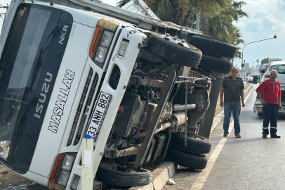 Mersin Tarsus'ta trafik kazası: 2 yaralı