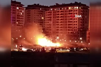 İstanbul Beylikdüzü'nde otluk alanda yangın