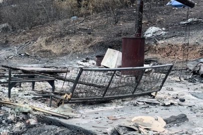 Bursa'da yanan evden geriye kalanlar ağızları açık bıraktı!