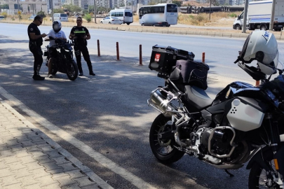 Antalya'da motosikletlere sıkı denetim: 33 araç trafikten men edildi