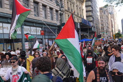 California Üniversitesi "antisemitizm iddiaları" nedeniyle bazı federal fonlarının kesildiğini açıkladı