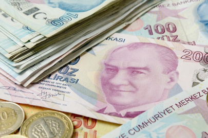 Kredilerde faizler düşüyor! Geri ödeme planı tek tek hesaplandı: Daha da inmesini bekliyoruz