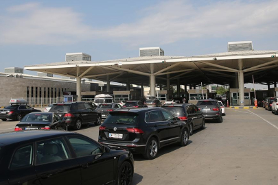 Sınır kapılarında alınan tedbirler gurbetçilerin geçişlerini hızlandırdı