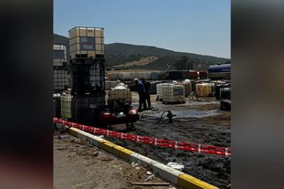 İzmir'de asit tankı patladı, 16 araç hasar gördü!