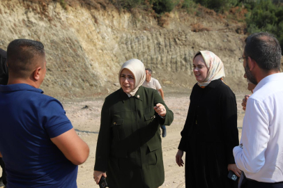 AK Parti Kadın Kolları Başkanı Ercan, Bursa'da orman yangınından etkilenen mahalleleri ziyaret etti