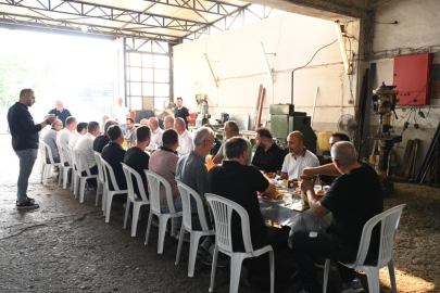 Bursa Karacabey Belediye Başkanı Fatih Karabatı sanayi esnafıyla kahvaltıda buluştu