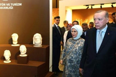 Emine Erdoğan: Eserlerin ait oldukları topraklarda sergilenmesi büyük gurur