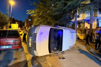 iki araç çarpıştı: 1 yaralı!