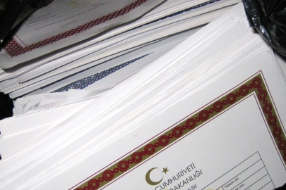 İki farklı fiyat tarifesi: Dolandırıcılar Instagram'dan nasıl sahte diploma satıyor?